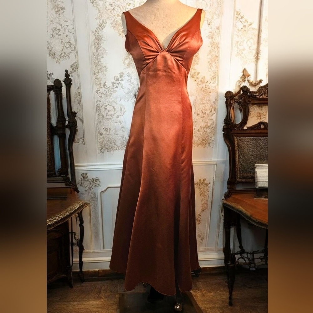 Source Unknown Rust Satin Maxi Dress. Size 10, Ruching In The Back - Picture 2 of 9